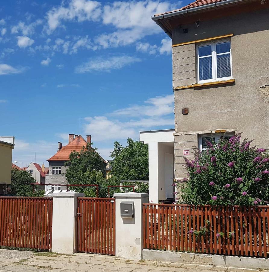 Penzion Flora Žatec Kültér fotó